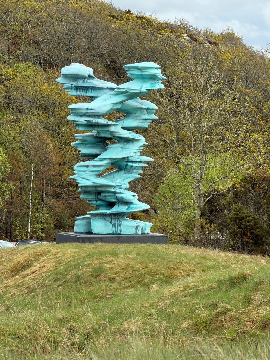 Tony Cragg, Rational Beings — patinated bronze.